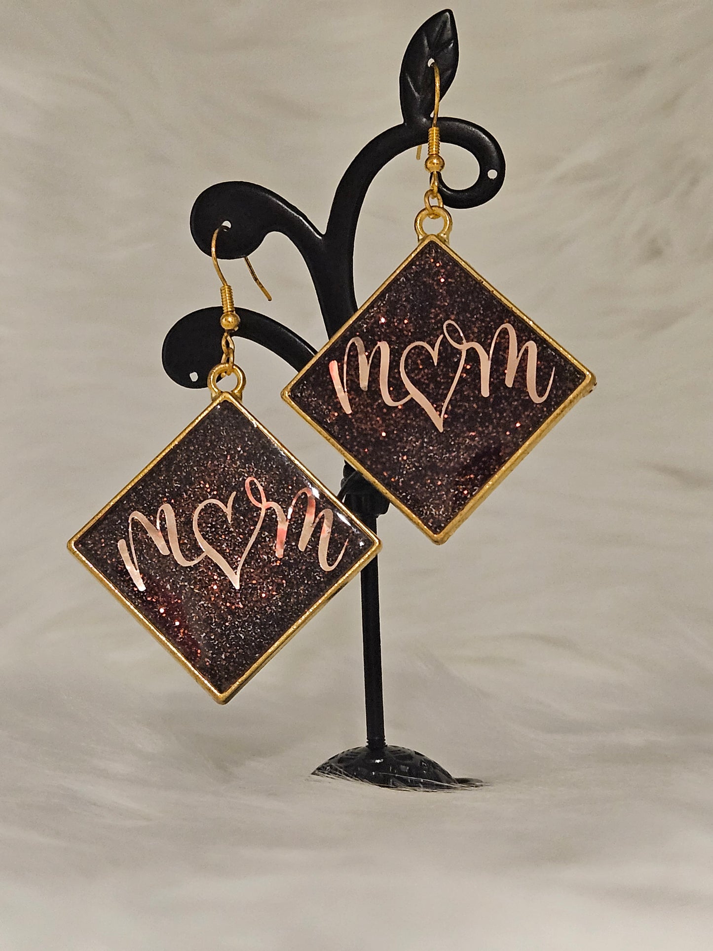 "Mom Love" Earrings